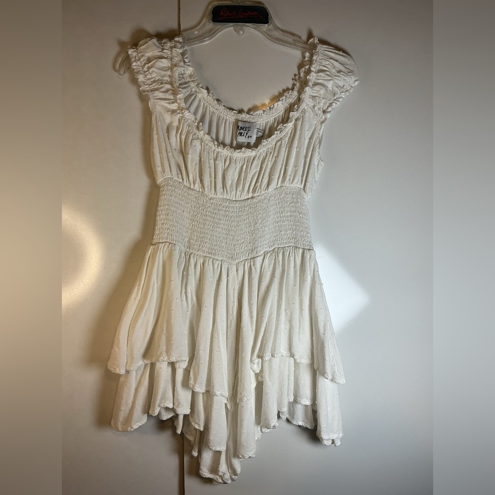 Princess Polly White Ruffled RomperA0175 - Picture 4 of 5